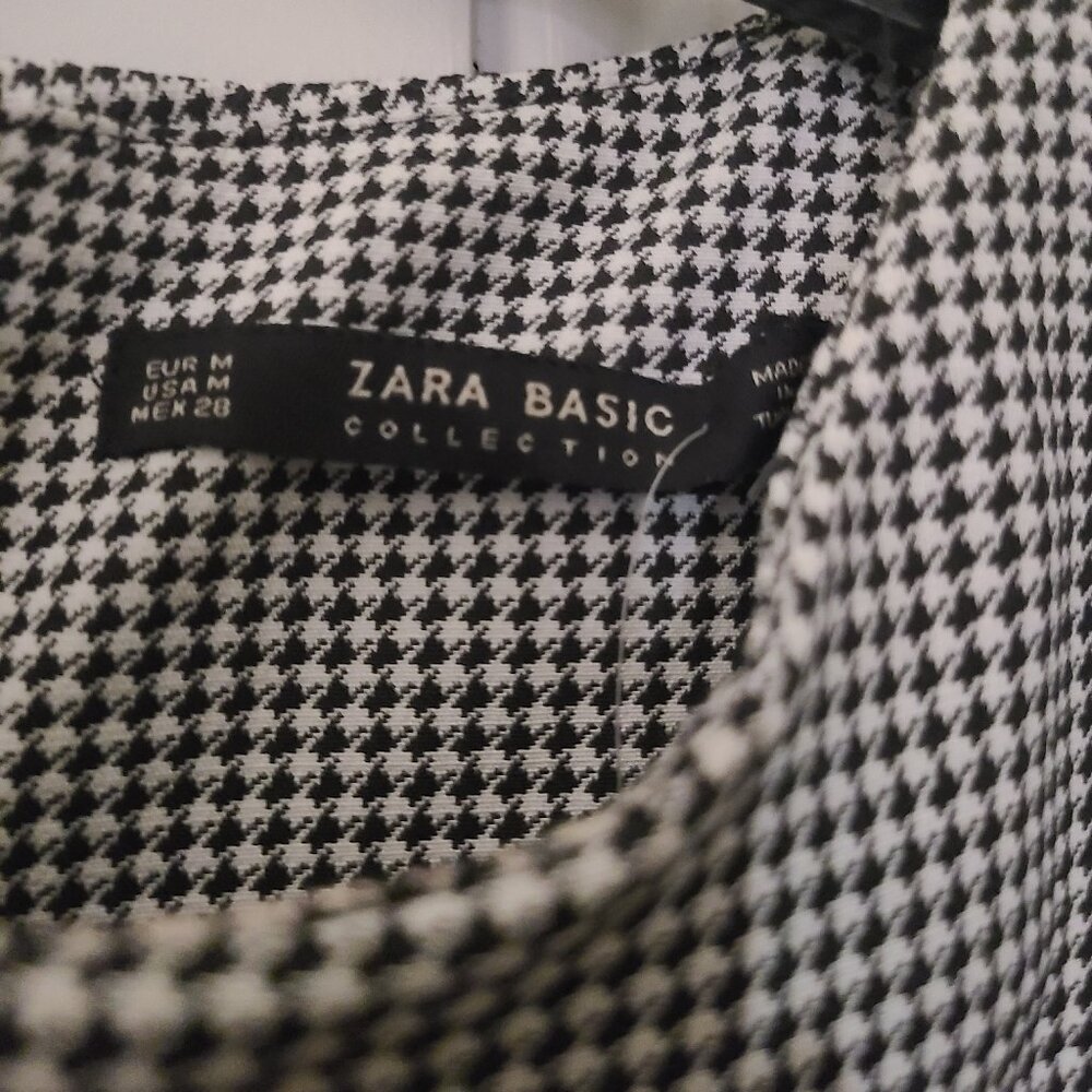 Zara Puff sleeve dress